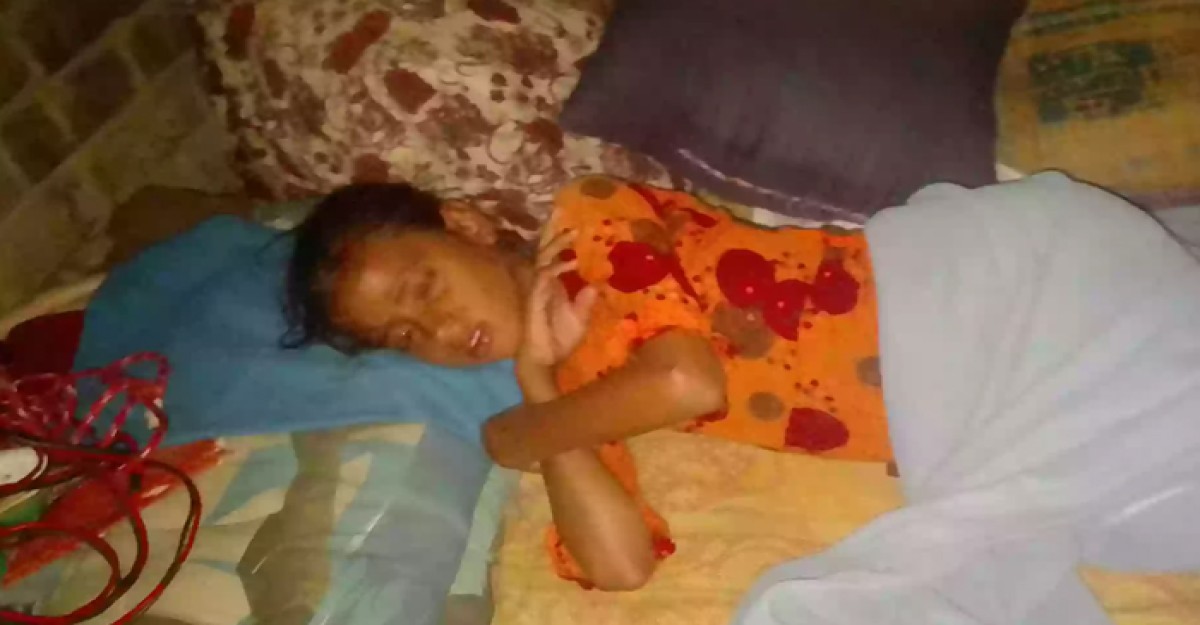 দামুডহুদায় শিক্ষকের নির্যাতনে ৫ম শ্রেণীর ছাত্রী হাসপাতালে