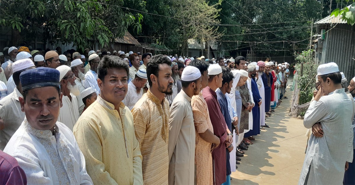 সরিষাবাড়ীতে আ. লীগ নেতা আব্দুল গণির স্ত্রীর দাফন সম্পন্ন