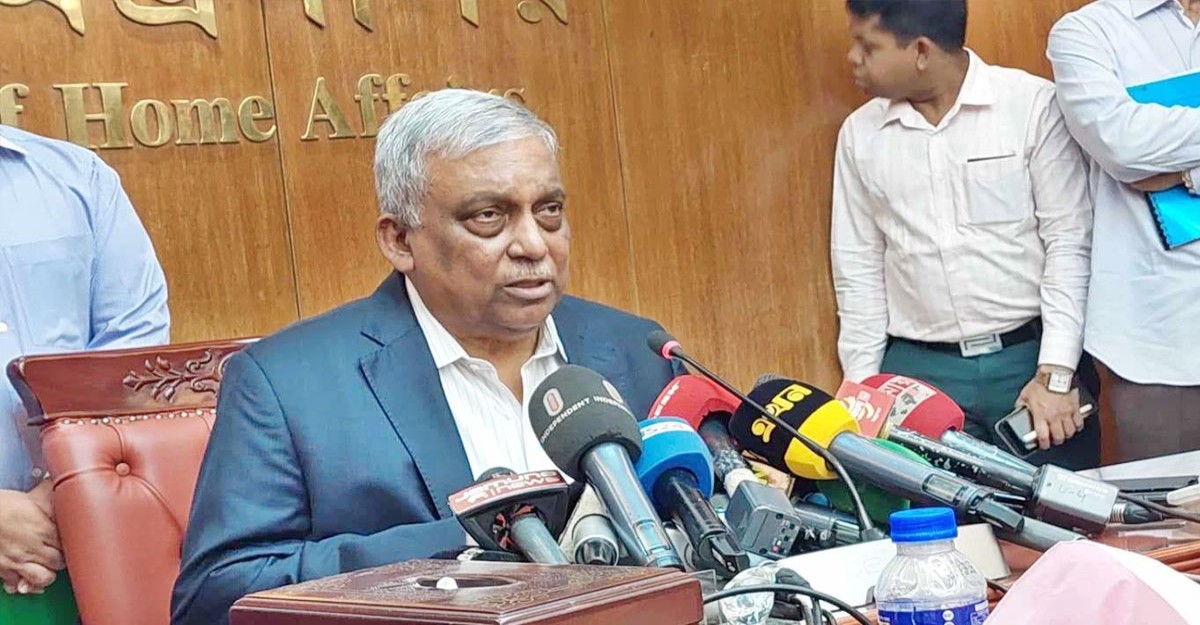 অর্থ দিয়ে রাষ্ট্রদূতরা অতিরিক্ত নিরাপত্তা নিতে পারবেন: স্বরাষ্ট্রমন্ত্রী