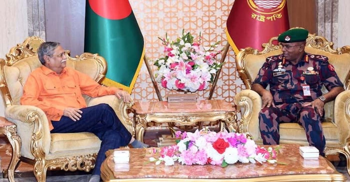 চোরাচালান, মাদক ও সীমান্ত হত্যা বন্ধে বিজিবিকে আরও তৎপর হতে রাষ্ট্রপতির আহ্বান