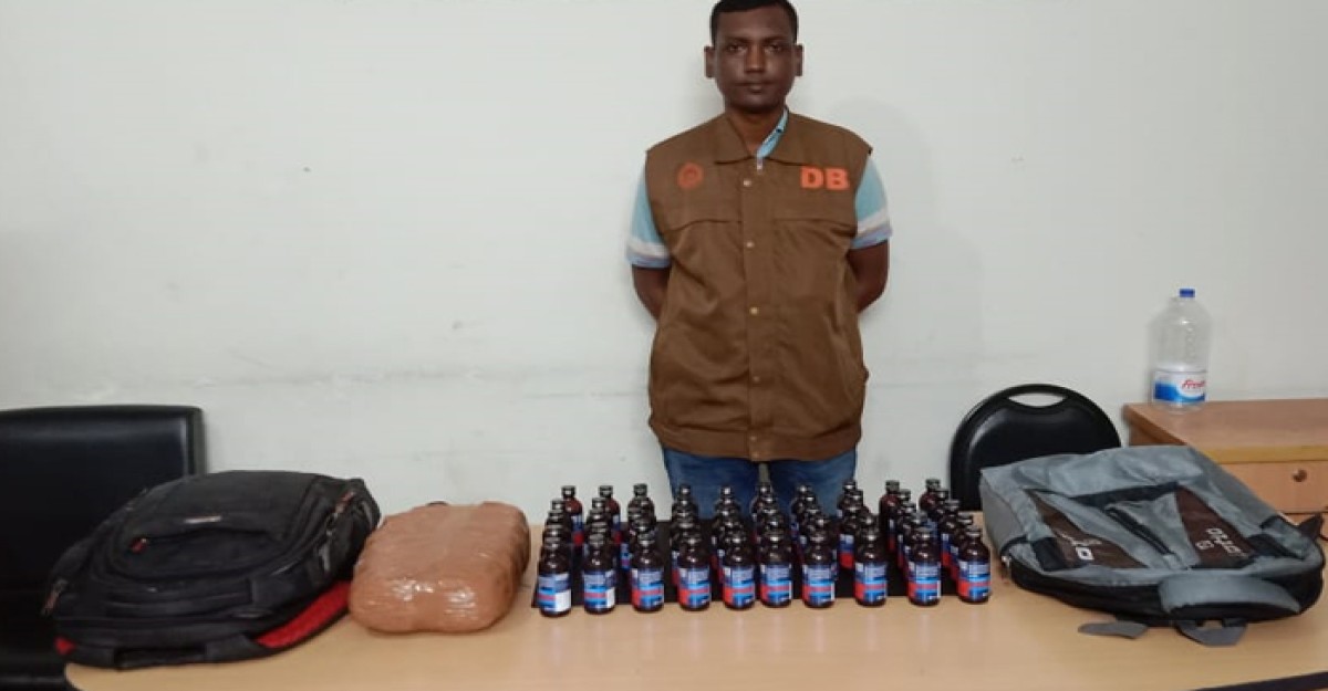 মুন্সীগঞ্জে ফেনসিডিল-গাঁজা উদ্বার