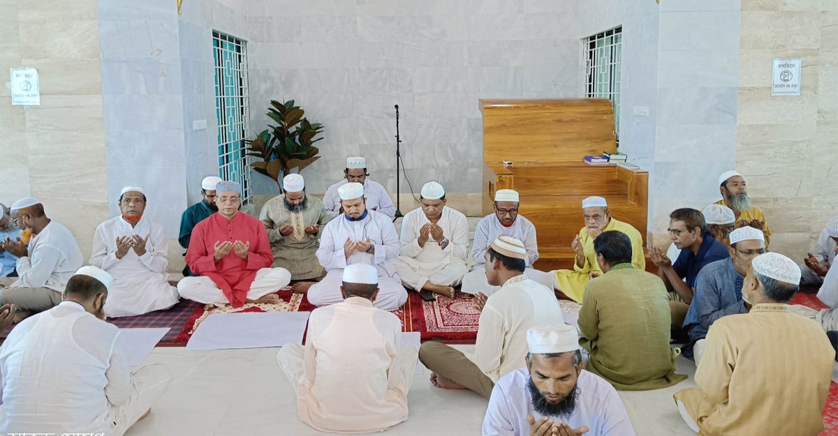 মাদারগঞ্জে মরহুম মির্জা আবুল কাশেমের মৃত্যুবার্ষিকী পালিত