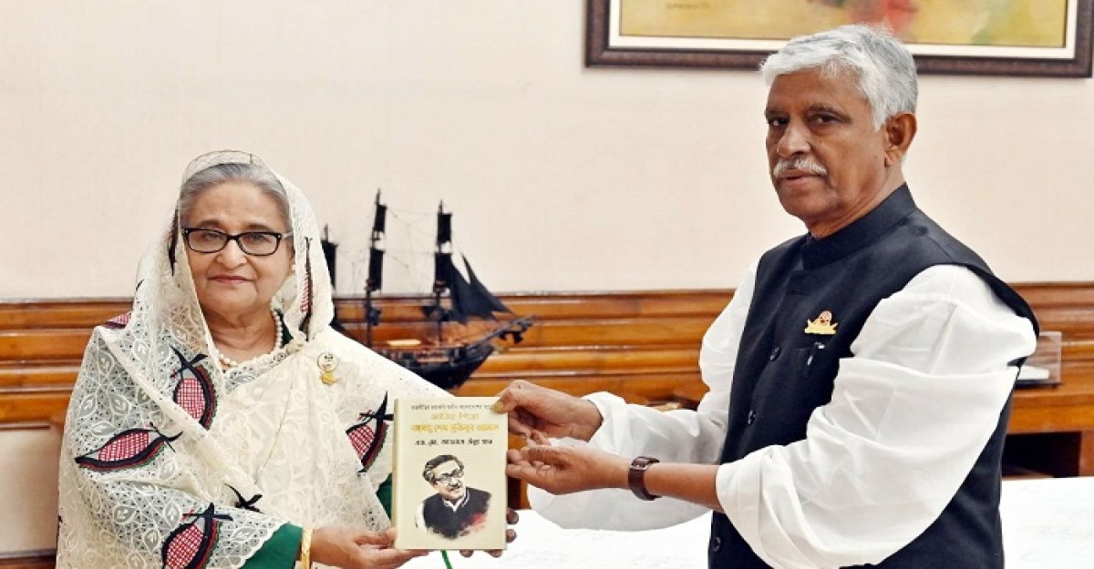 প্রধানমন্ত্রীর সঙ্গে দেখা করলেন আজমত উল্লা