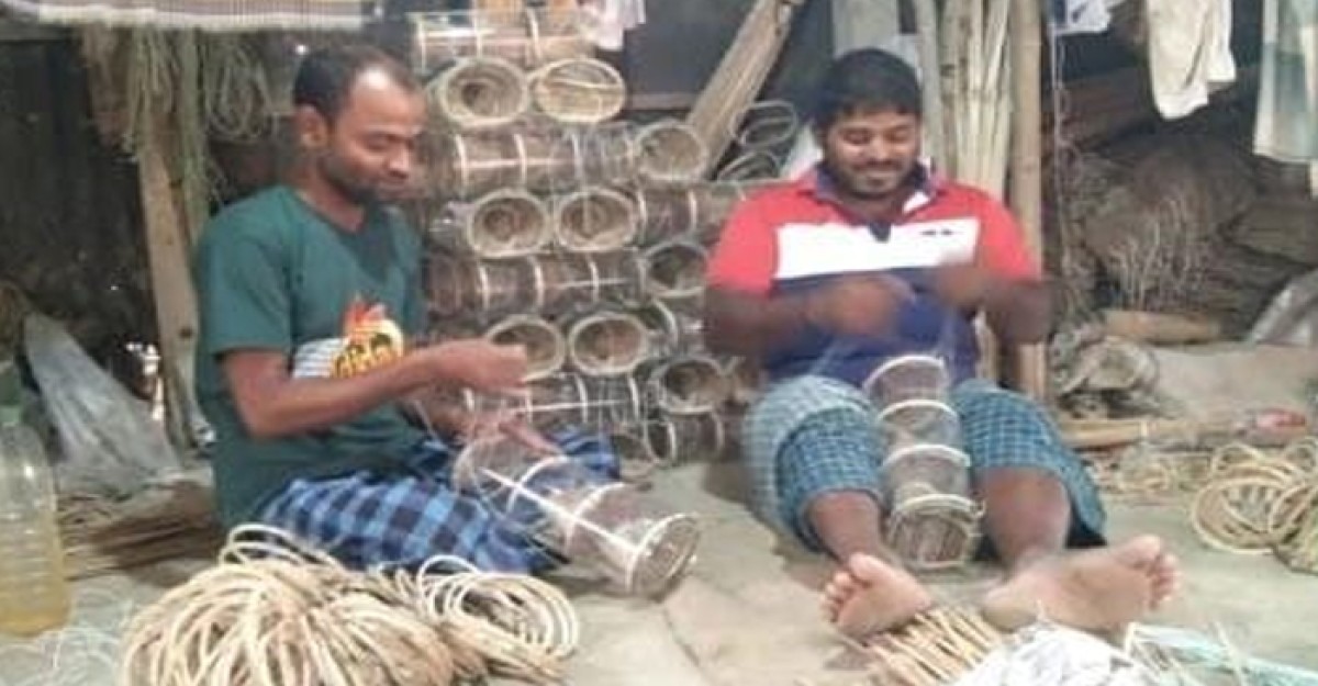 মুন্সীগঞ্জে বর্ষার আগেই চাঁই তৈরীর হিড়িক