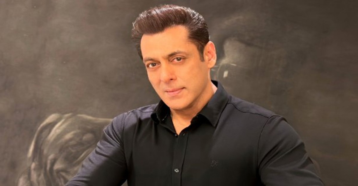 নারী সাংবাদিকের বিয়ের প্রস্তাবে যা বললেন সালমান