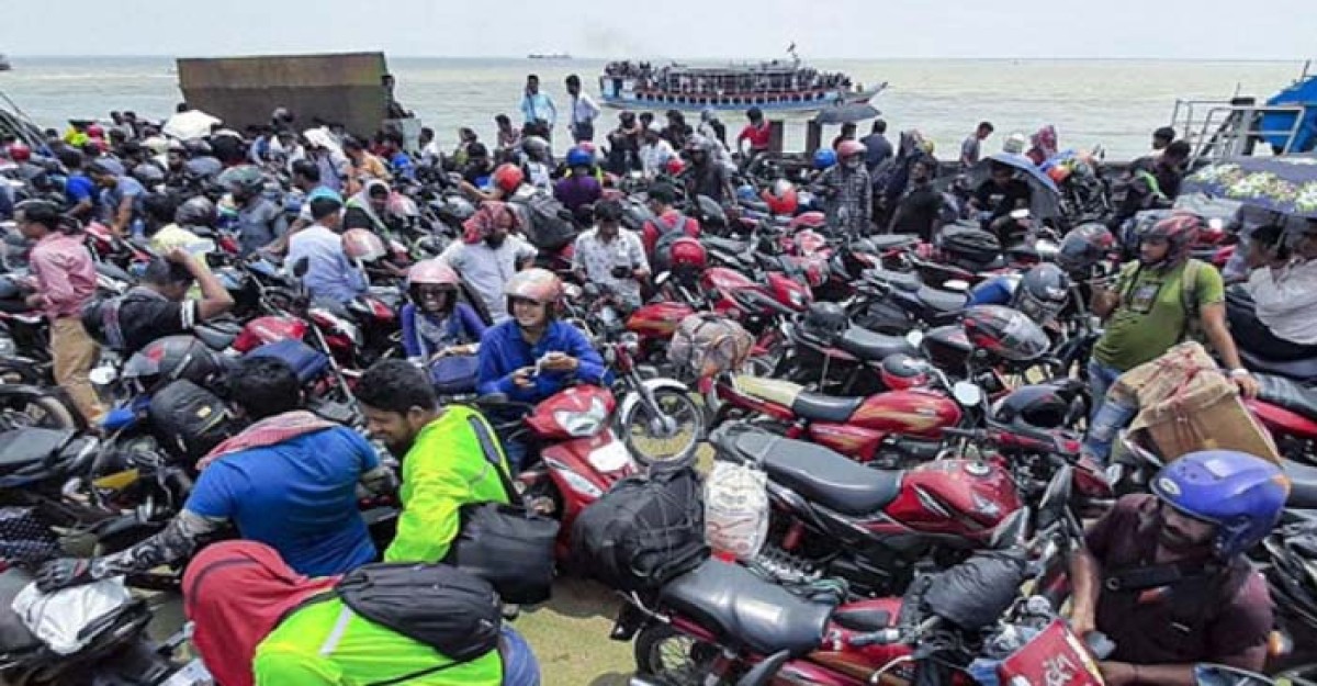 লঞ্চে মোটরসাইকেল পারাপারে নিষেধাজ্ঞা থাকছে না