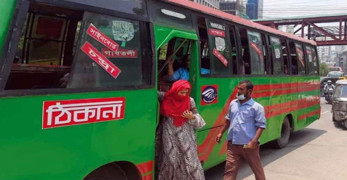 যাত্রাবাড়ীতে ঠিকানা বাসের ধাক্কায় প্রাণ গেল চালকের