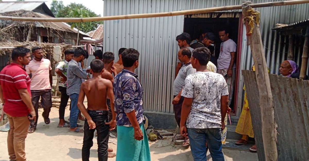 স্কুলের বেতন না দেওয়ায় অভিমানে শিক্ষার্থীর আত্মহত্যা