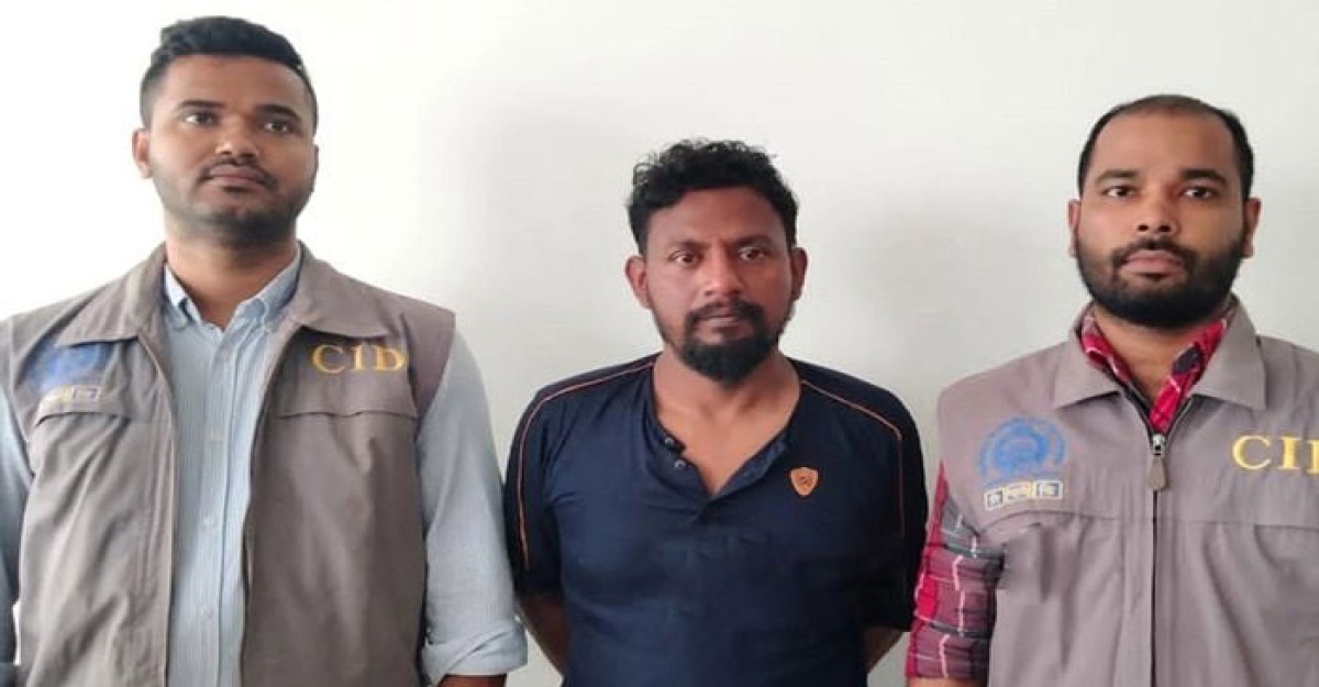 বহু নারীর সাথে অবৈধ সম্পর্ক করে ব্ল্যাকমেইল: ব্যাংক কর্মকর্তা কারাগারে