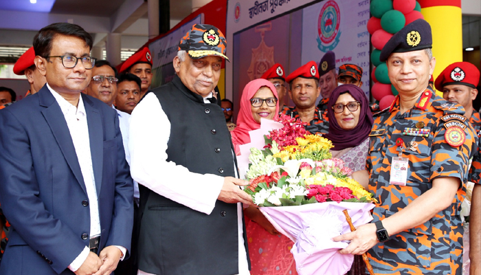 জনগণের আস্থা অর্জন করেছে ফায়ার সার্ভিস: স্বরাষ্ট্রমন্ত্রী