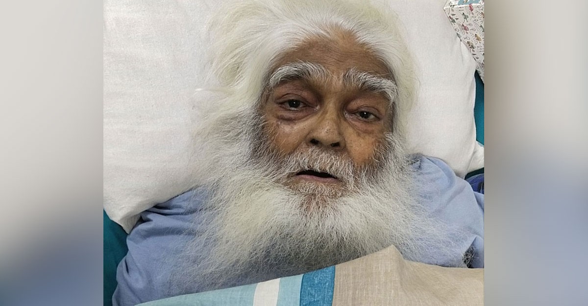 রাজনীতির ‘রহস্য পুরুষ’ সিরাজুল আলম খান মারা গেছেন
