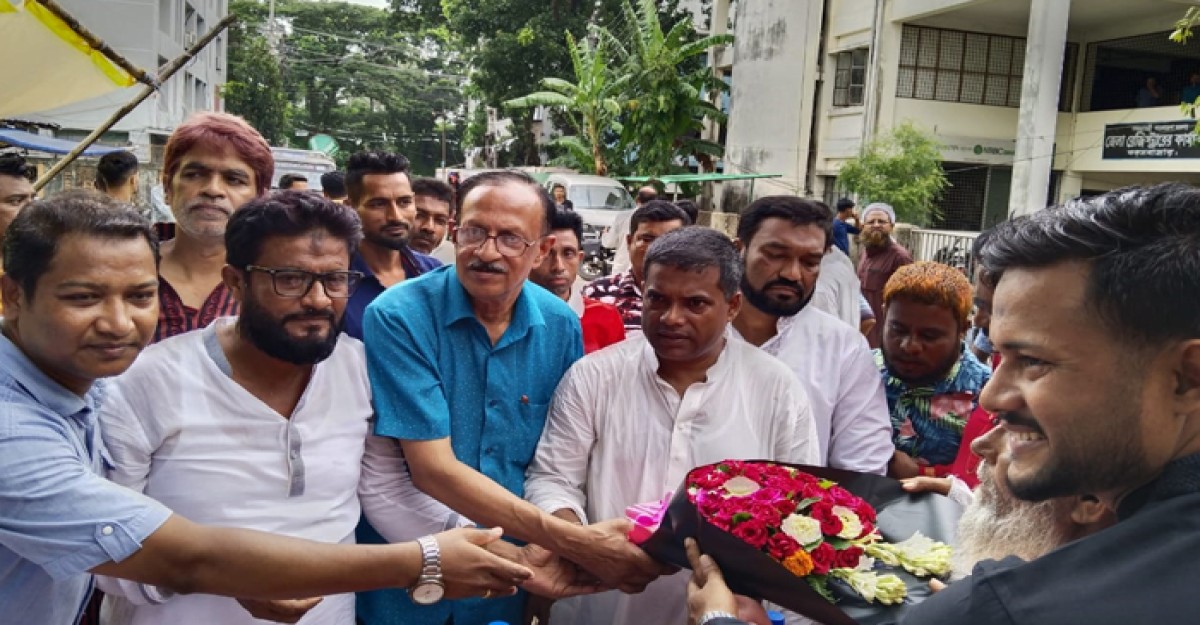 পৌরবাসির সেবা করতে মানুষের সমস্যা জানতে হবে: নবনির্বাচিত মেয়র