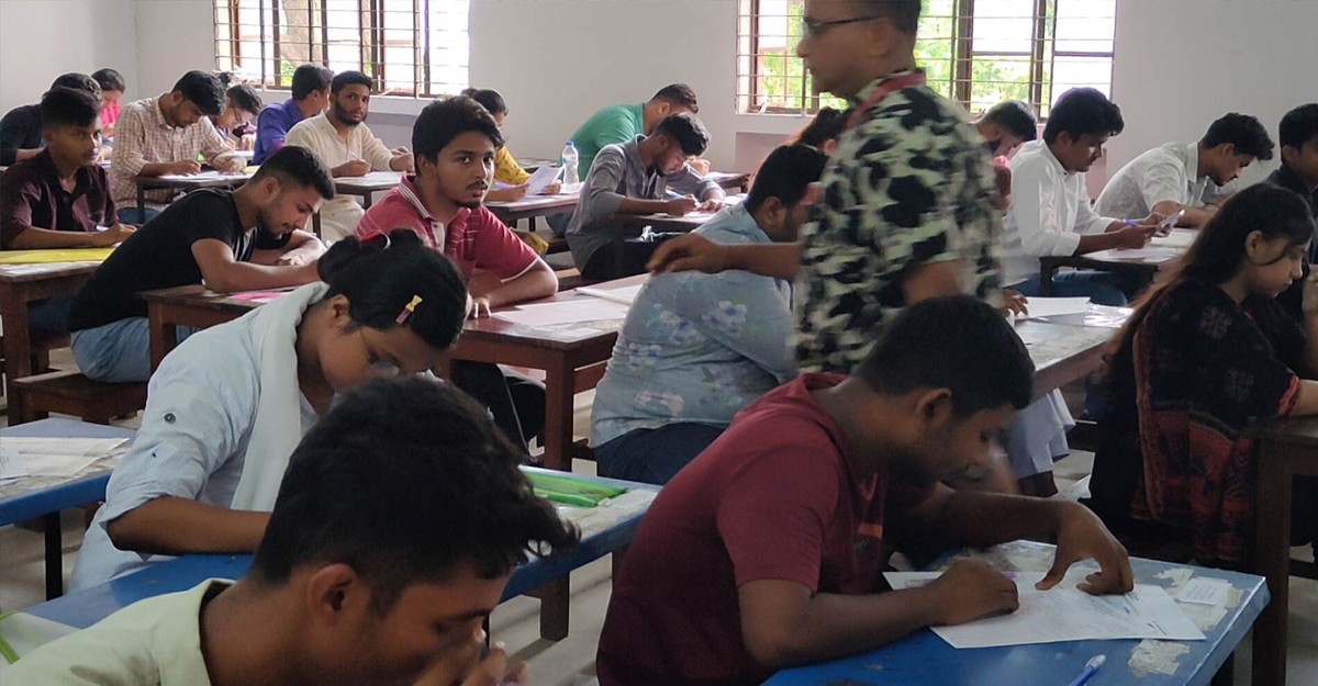 শুরু হয়েছে ৭ কলেজের ভর্তি পরীক্ষা
