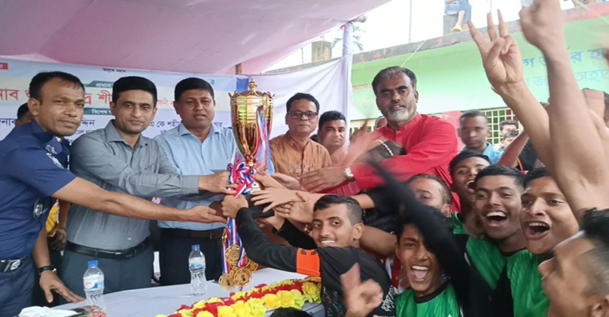 ফেনীতে গোল্ডকাপ ফুটবল টুর্নামেন্টের খেলা অনুষ্ঠিত