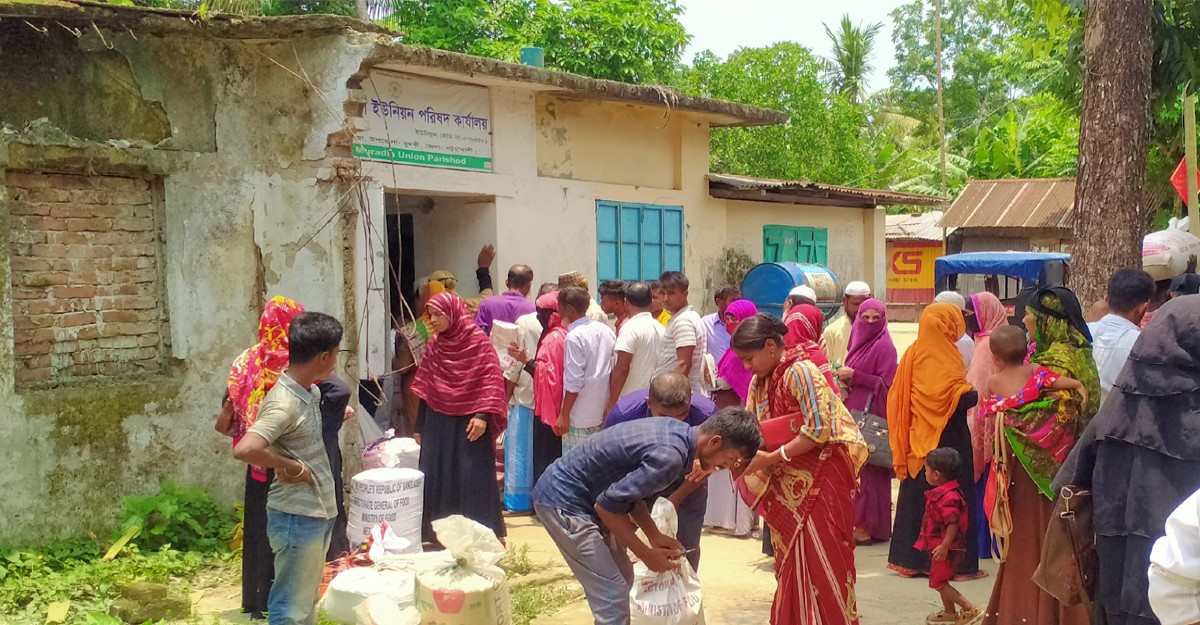 দুমকিতে সরকারি চাল বিতরণে ঘুষ আদায়ের ঘটনায় তদন্ত কমিটি