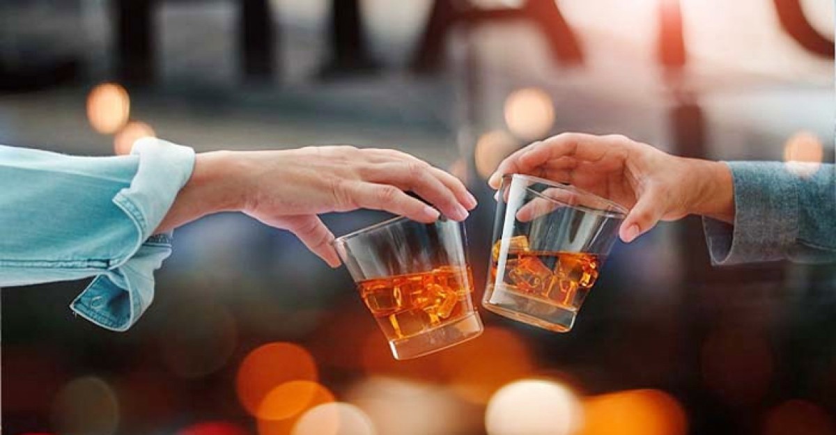 ইরানে বিষাক্ত মদ খেয়ে প্রাণ গেল ১৫ জনের