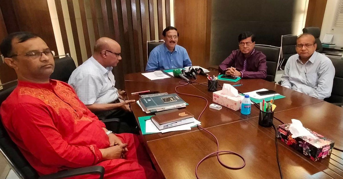 ডা. সংযুক্তা অনৈতিক কাজ করেছেন