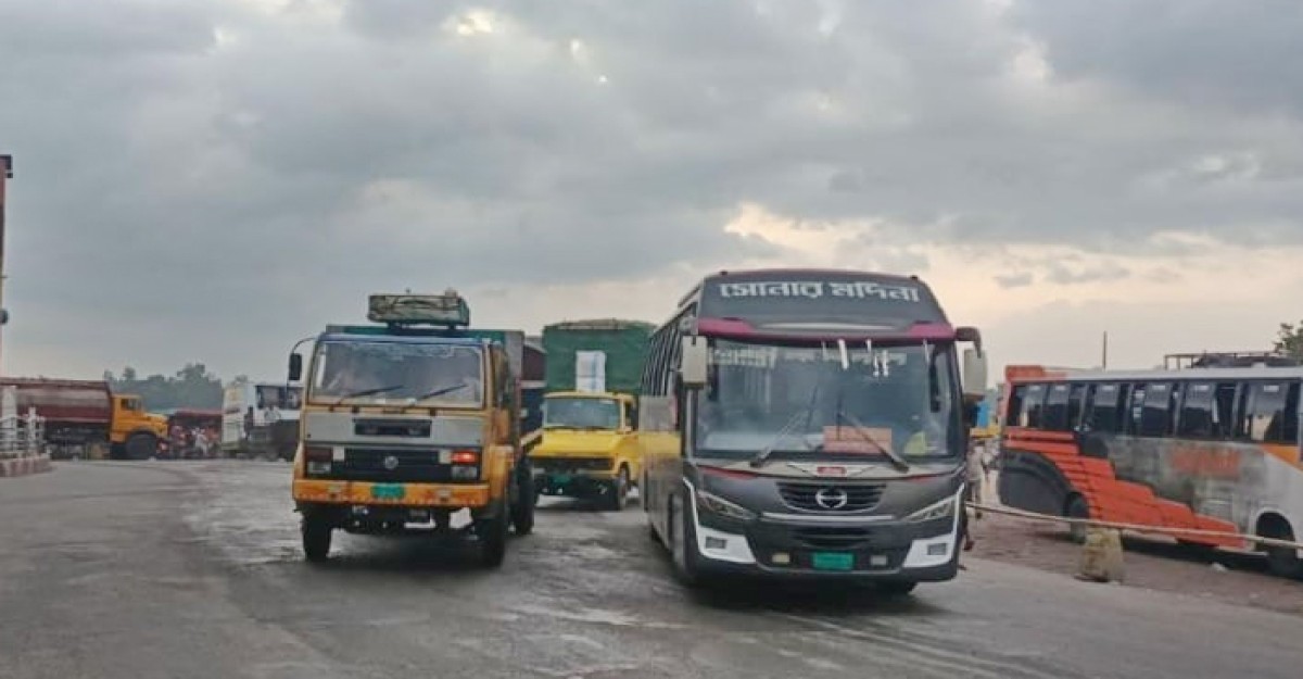 সিরাজগঞ্জে যানবাহনের চাপ বাড়লেও নেই যানজট