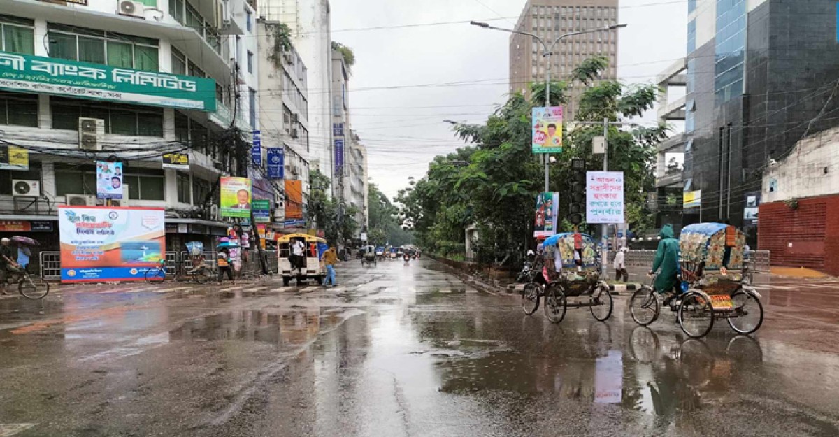 ঈদের ছুটিতে ফাঁকা হচ্ছে ঢাকা