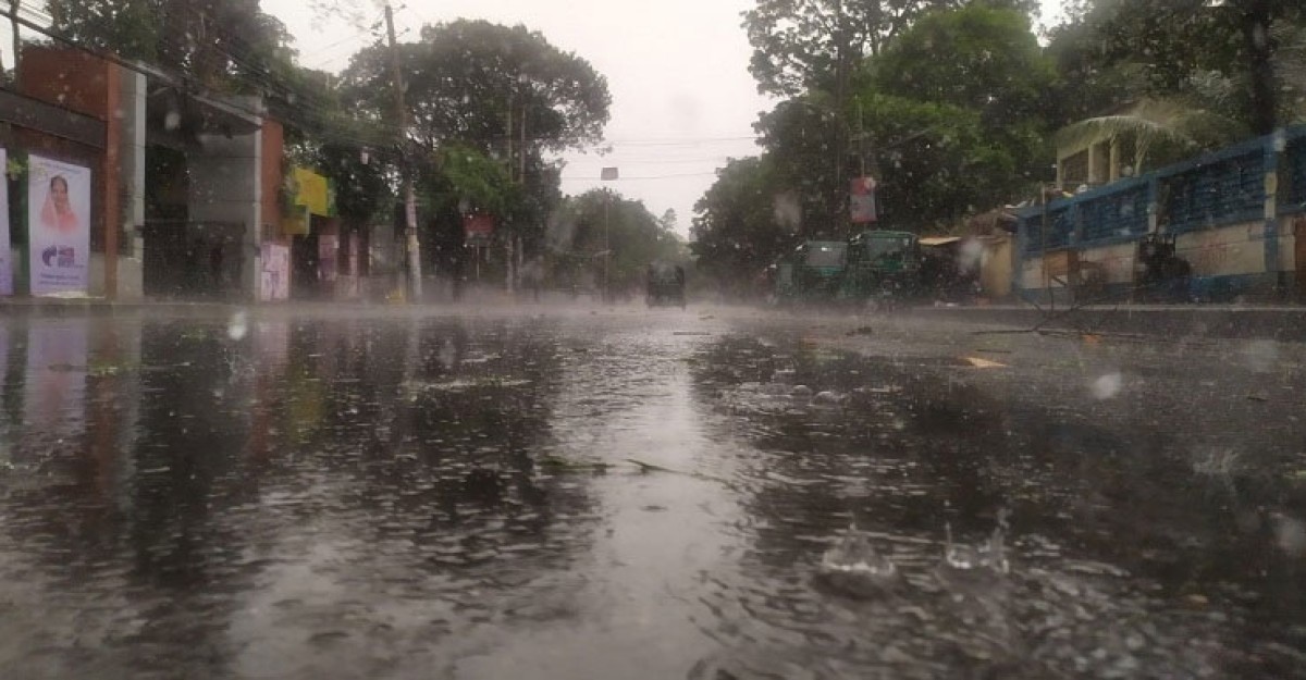 ঝড়ো হাওয়াসহ ভারী বৃষ্টির পূর্বাভাস