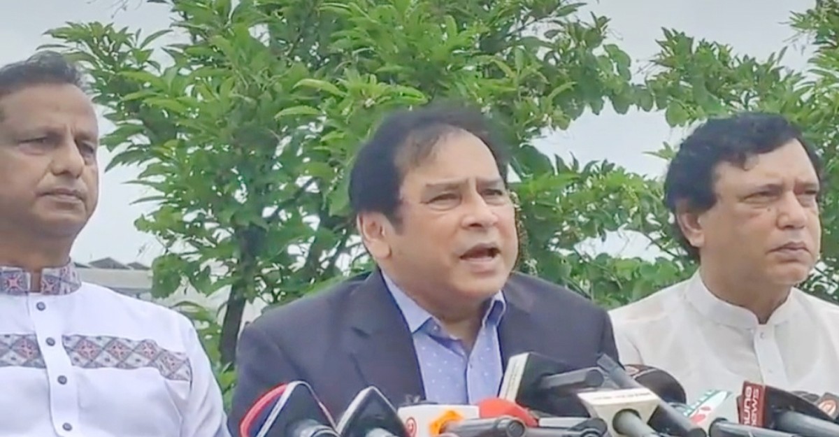 কফি শপে মেন্দি ও নুরের বৈঠক হয়েছে: রেজা কিবরিয়া