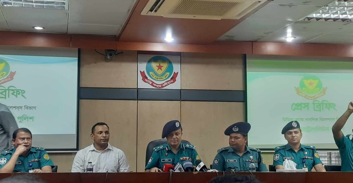 ছিনতাইয়ে বাধা দেওয়ায় কনস্টেবলকে হত্যা করা হয়েছে