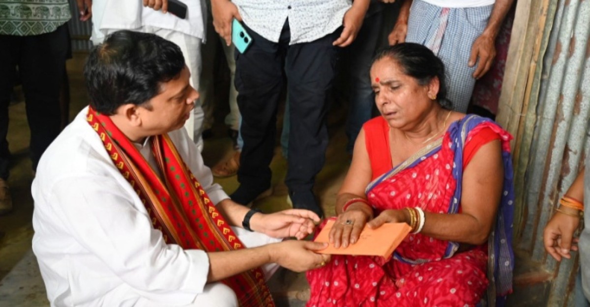 রথে নিহতদের পরিবারে ৪ লক্ষ টাকা করে আর্থিক সাহায্য