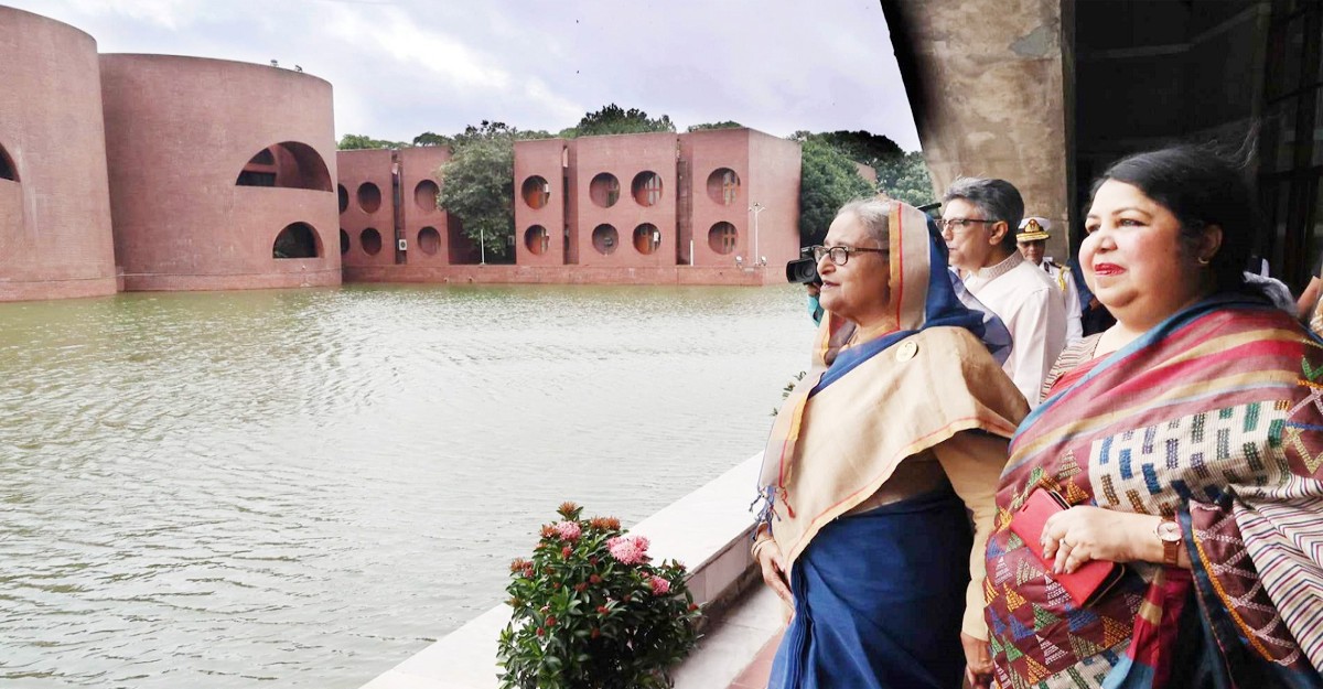 আল্লাহর কাছে দোয়া চাই যেনও গণতান্ত্রিক ধারাটা অব্যাহত থাকে: প্রধানমন্ত্রী