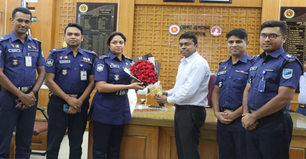 গোপালগঞ্জ জেলা প্রশাসকের সাথে নবাগত পুলিশ সুপারের সৌজন্য সাক্ষাৎ