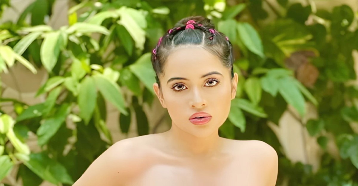 আমার যা ইচ্ছা সেটাই পরব: উরফি