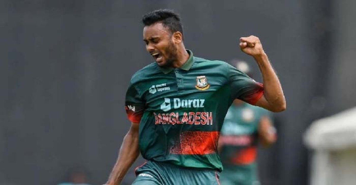 শরিফুলের আরও এক উইকেট, বিপদে আফগানরা