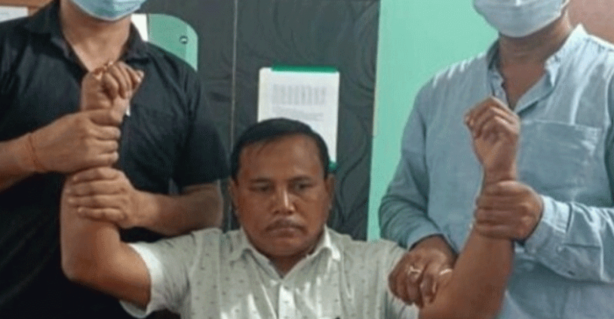 ঘুষকান্ডে নগাঁও জেলার বনকর্তা গ্রেফতার