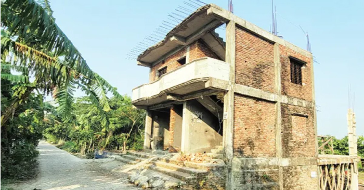 পার্বত্যাঞ্চলে বাড়ি নির্মাণে নেওয়া হচ্ছে না সরকারি অনুমতি