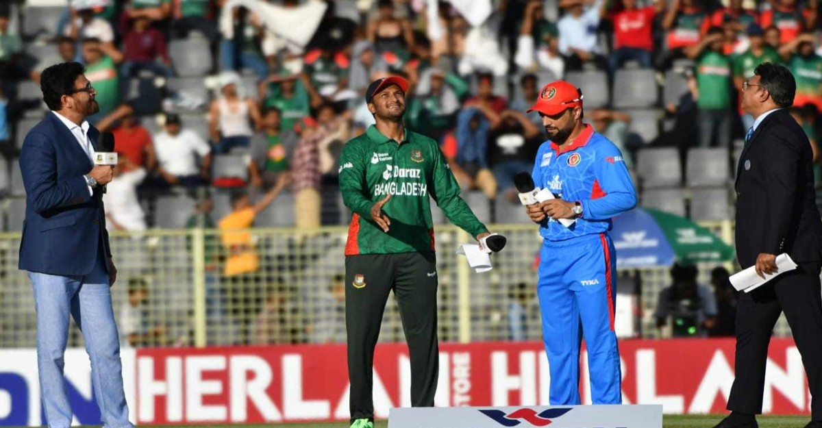 টস জিতে ফিল্ডিংয়ে বাংলাদেশ