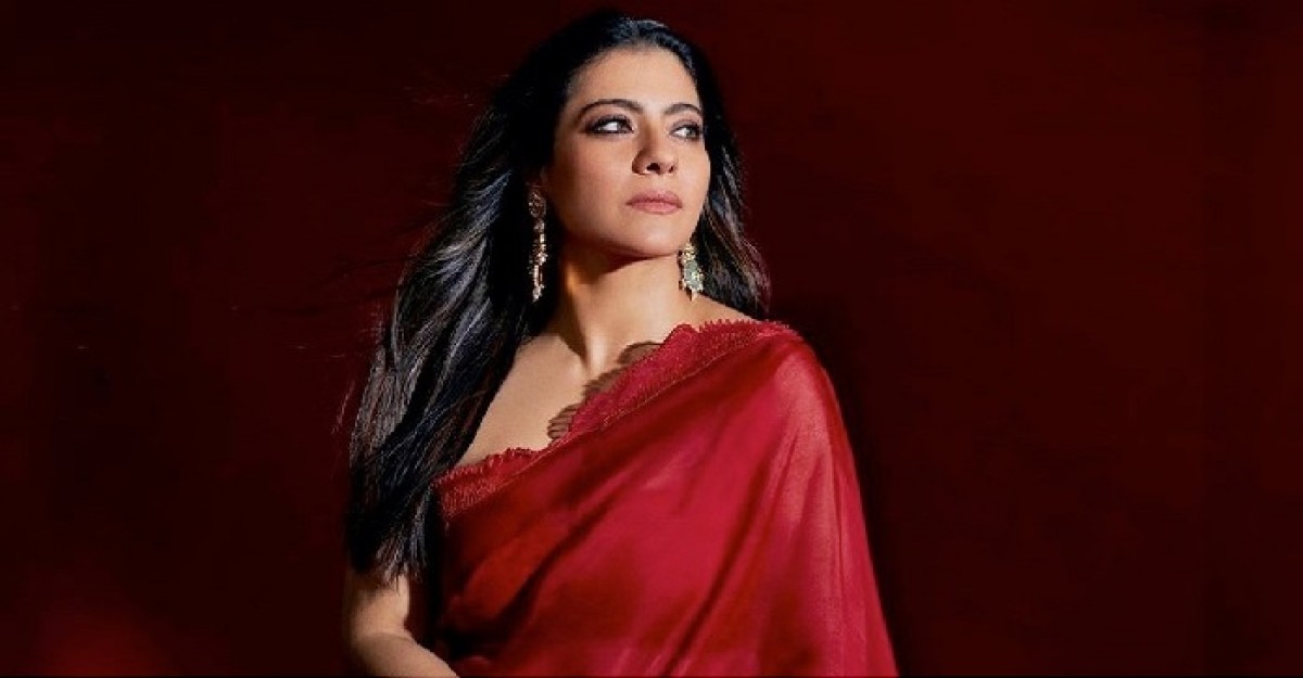 ৩১ বছরের রেকর্ড ভাঙলেন কাজল!