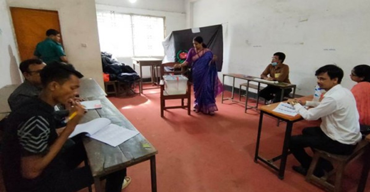 ঢাকা-১৭ আসনসহ ৭৮ এলাকায় স্থানীয় সরকার নির্বাচনের ভোট শুরু