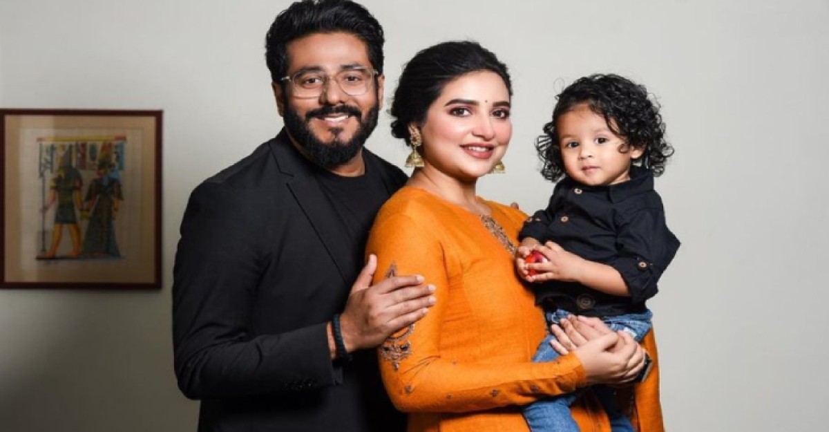 দ্বিতীয় সন্তান কবে আসছেন জানালেন শুভশ্রী