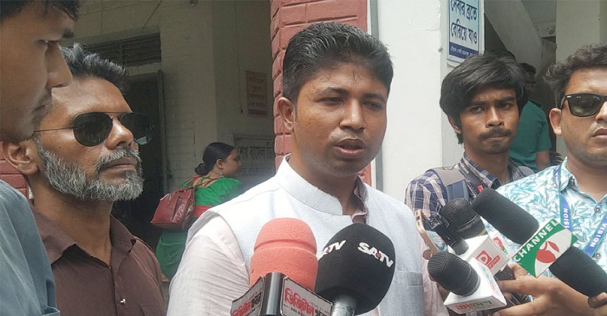 ভোট বর্জনের ঘোষণা দিলেন স্বতন্ত্র প্রার্থী তরিকুল