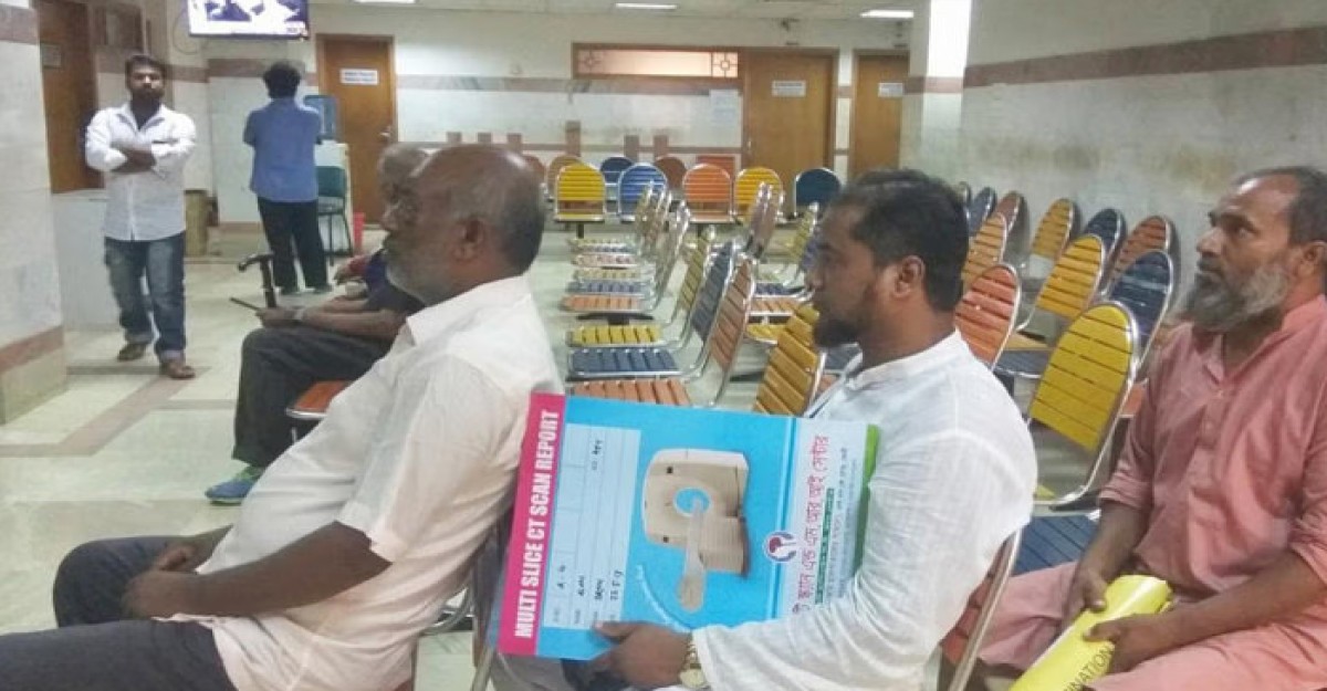 চিকিৎসকদের ধর্মঘট স্থগিত, চেম্বার-অপারেশন শুরু