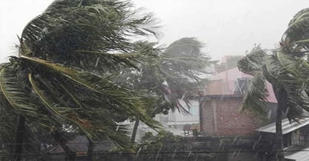 ১২ অঞ্চলে ৬০ কিমি বেগে ঝড়ের সম্ভাবনা