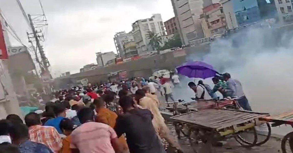 সংঘর্ষ-আগুন : সাতশ’র বেশি মানুষ আটক