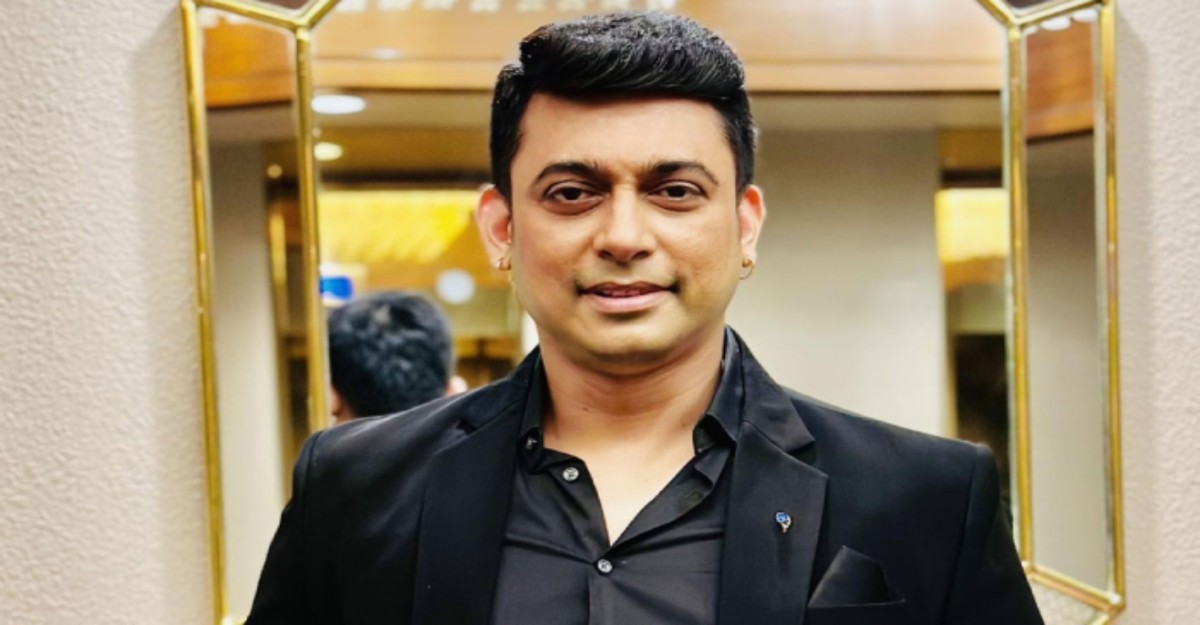 যুক্তরাষ্ট্র থেকে ফিরে যা বললেন জায়েদ খান
