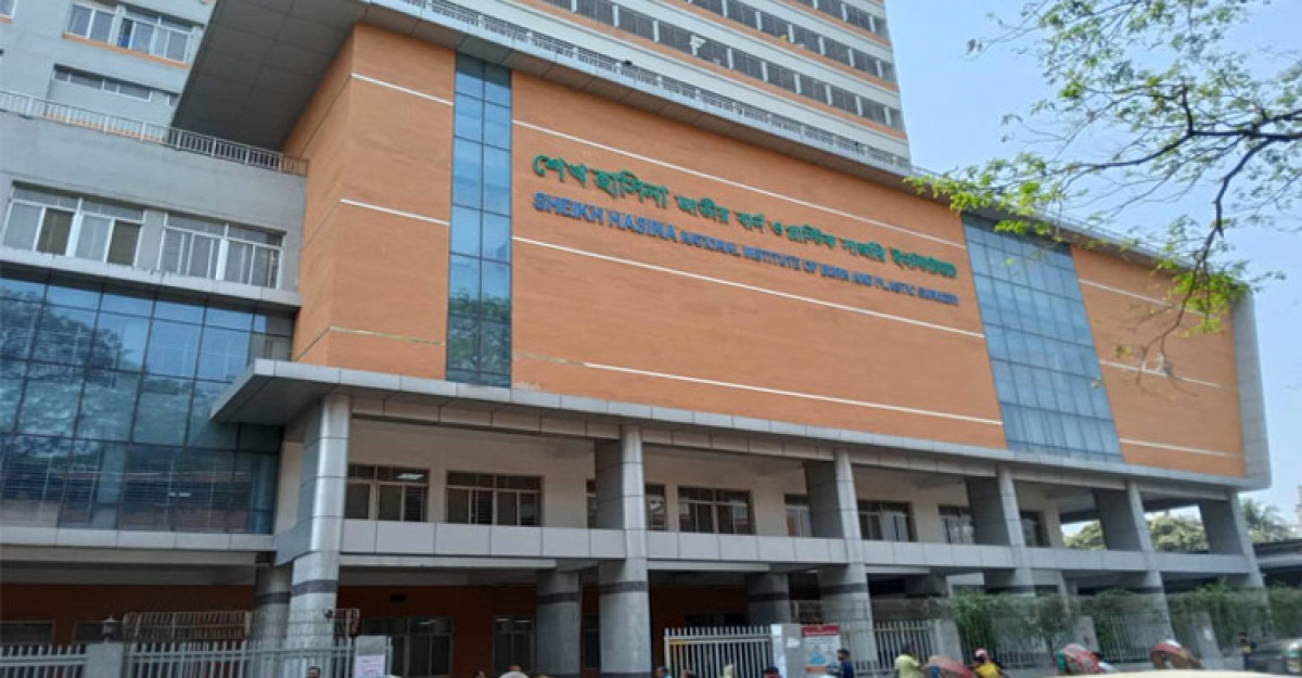 জুরাইনে বিস্ফোরণে একই পরিবারের দগ্ধ ৫