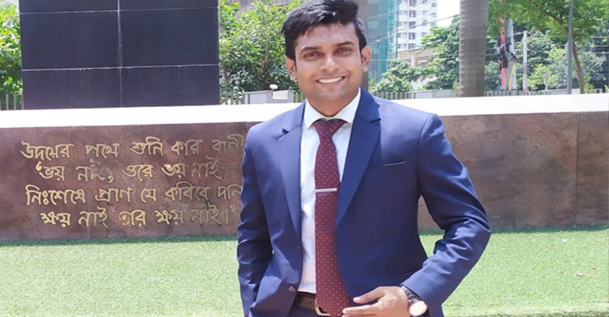 বিসিএস জয়ের গল্প শোনালেন আজাদ