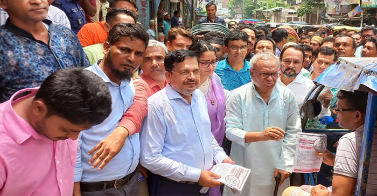 জীবন যন্ত্রণায় ভুগছেন খালেদা জিয়া বললেন রিজভী
