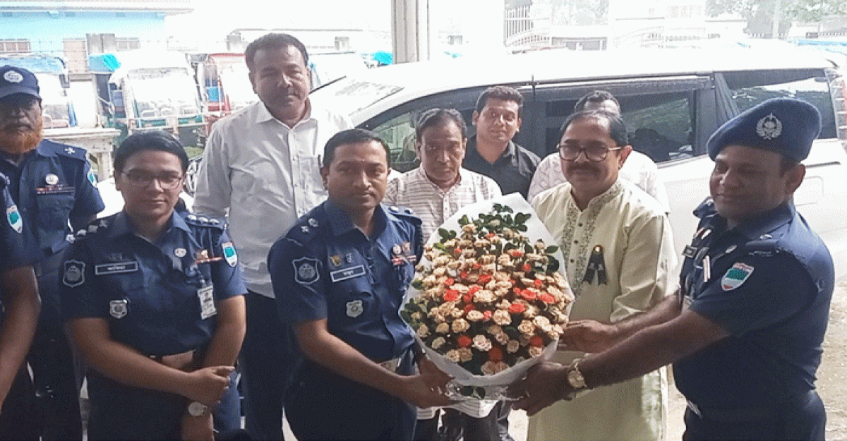 চুয়াডাঙ্গার দর্শনায় পুলিশের আয়োজনে জাতীয় শোক দিবসে এমপি টগর