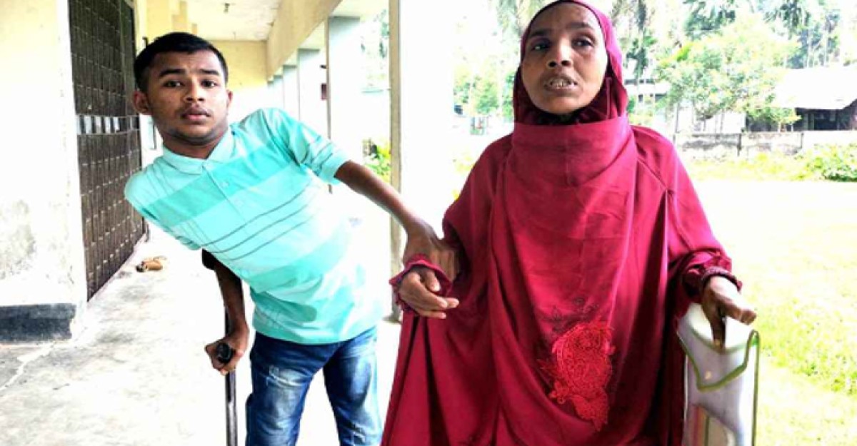 গ্রাজুয়েশন শেষ করে সরকারি চাকরি করতে চায় প্রতিবন্ধী সিয়াম