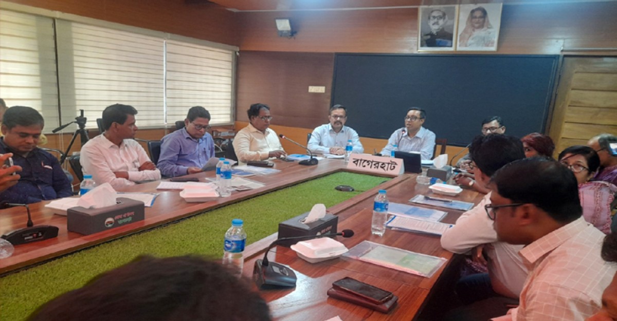 জলবায়ু পরিবর্তনে সবাইকে এক সাথে কাজ করতে হবে: বাগেরহাট জেলা প্রশাসক