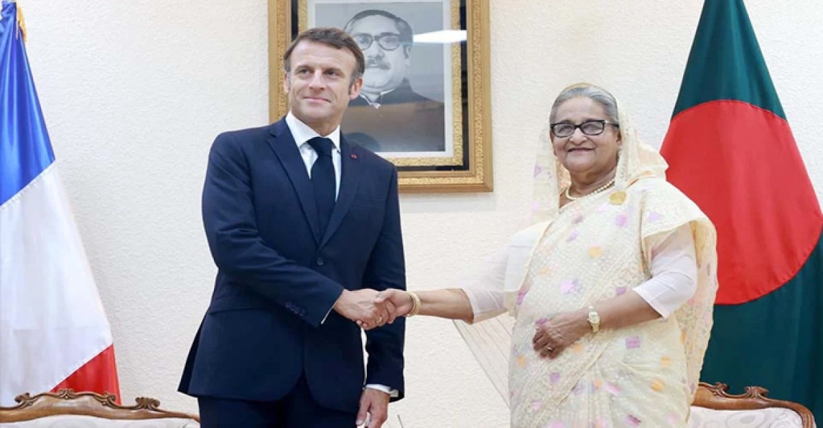 ফ্রান্সে পৌঁছেই প্রধানমন্ত্রীকে ধন্যবাদ জানিয়ে ম্যাক্রোঁর টুইট