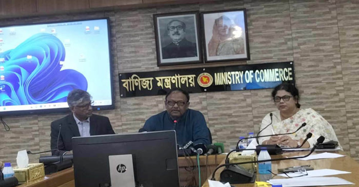 ডিমের হালি ৪৮ টাকা নির্ধারণ করে আমদানির সিদ্ধান্ত